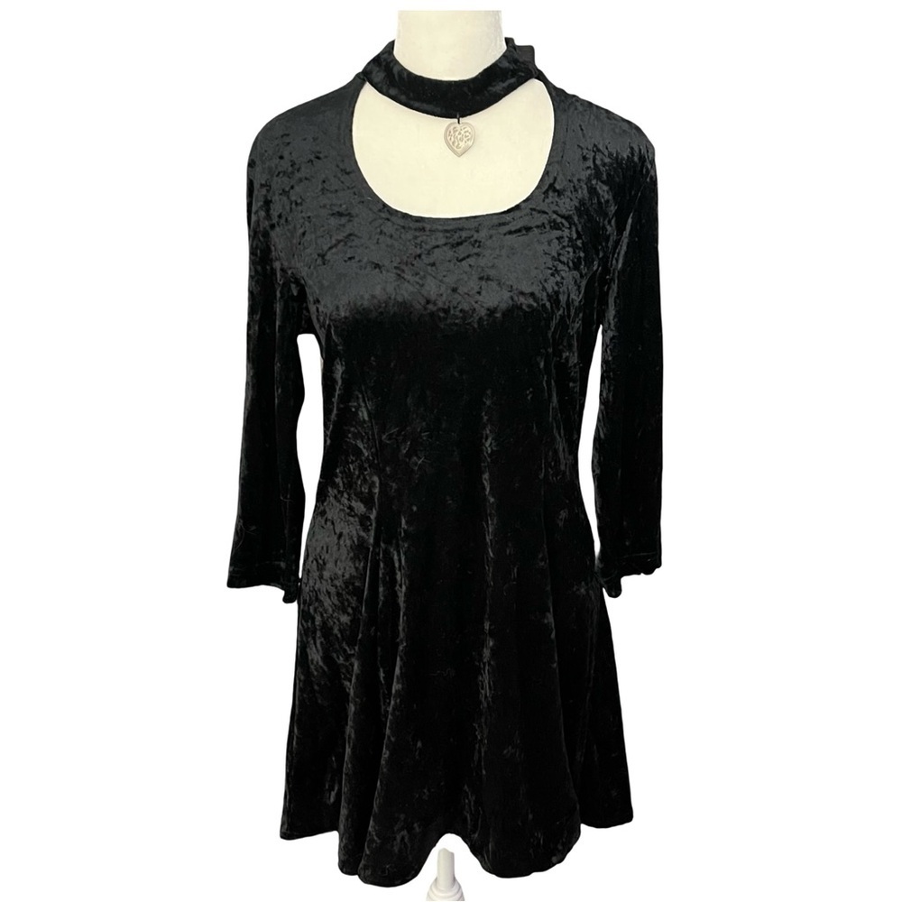 Vintage 90s Black Crushed Velvet Choker Dress Silver Heart Charm Goth Whimsygoth
